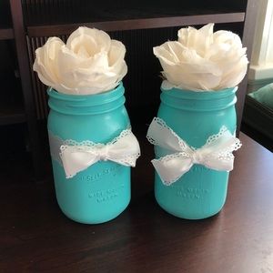 Tiffany Blue table decor with roses